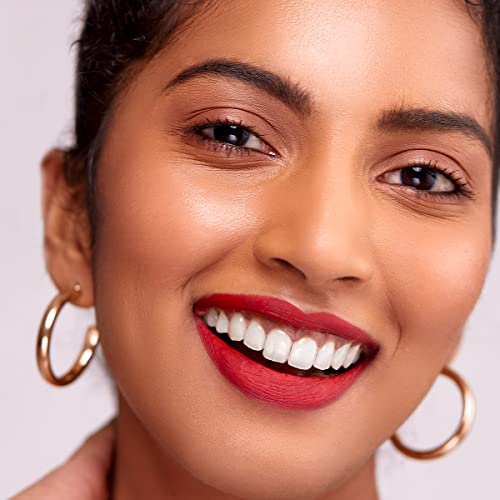 MamaEarth Naturally Matte Lip Serum with Vitamin C and E for Upto 12 | Hour Long Stay - Beet It Red