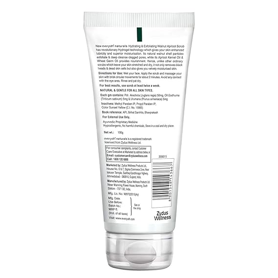 Everyuth Naturals Hydrating & Exfoliating Walnut Apricot Scrub Tube