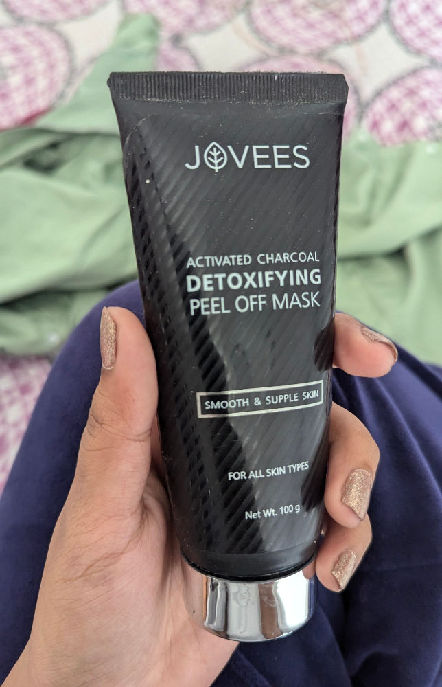 Jovees Activated Charcoal Detoxifying Peel Off Mask | Clarifies | Natural Ingredients | Herbal Formula