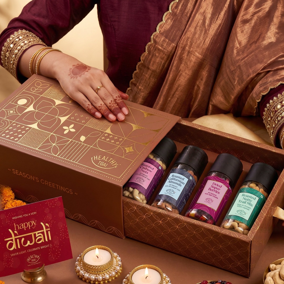 Healthy Treat Delight Diwali Gift Hamper, Roasted Dry fruit with Diya and Diwali Card Assorted Gift Box (Multicolor)
