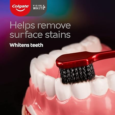 Colgate Visible White O2 Manual Toothbrush, Pack of 2