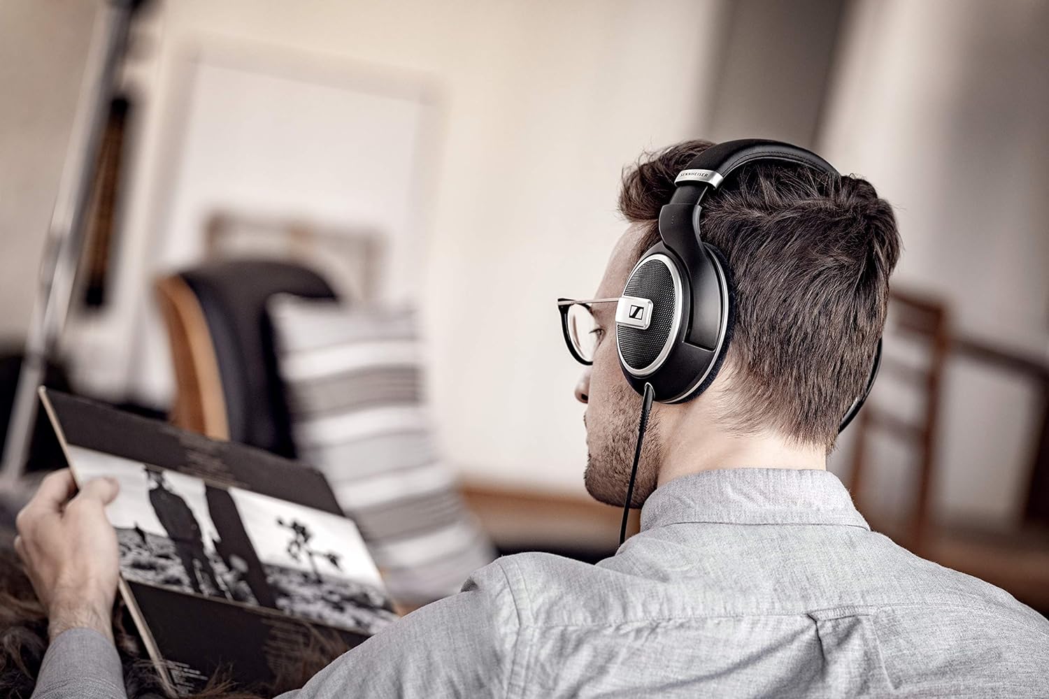 Sennheiser HD 599 Wired Over Ear Headphone