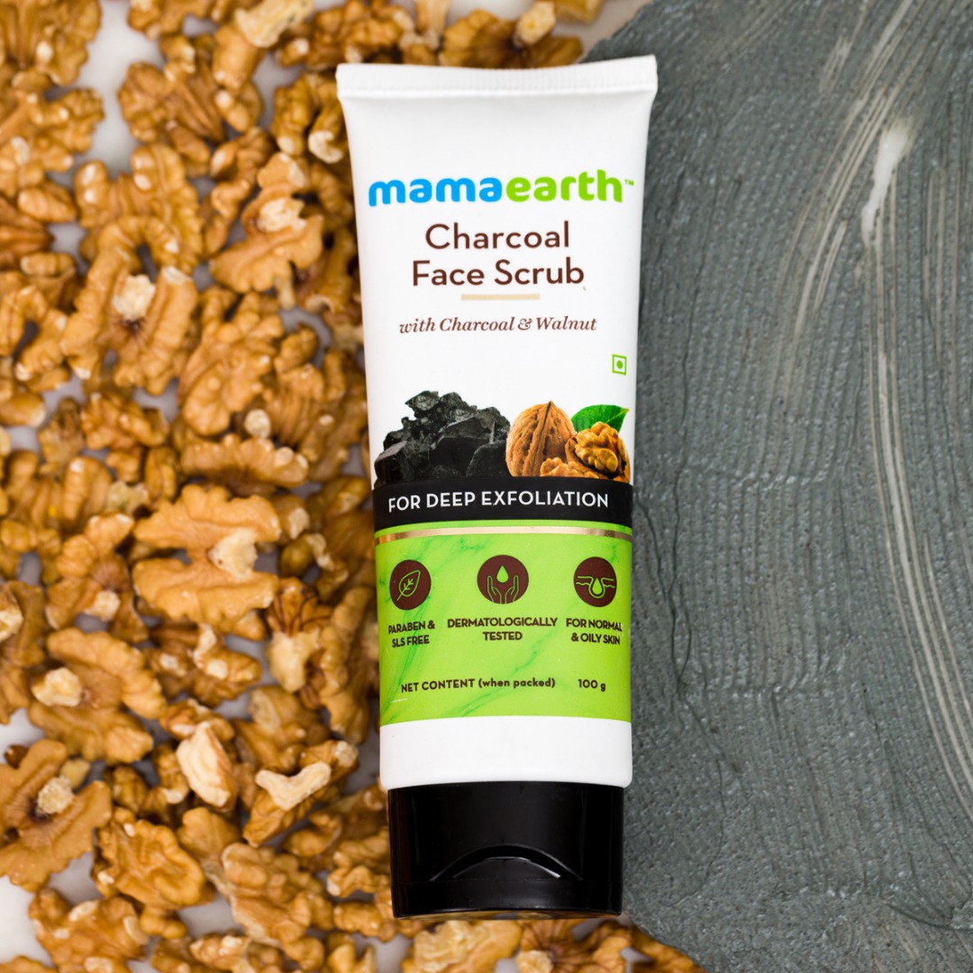 MamaEarth Charcoal Face Scrub for Oily Skin & Normal Skin, with Charcoal & Walnut