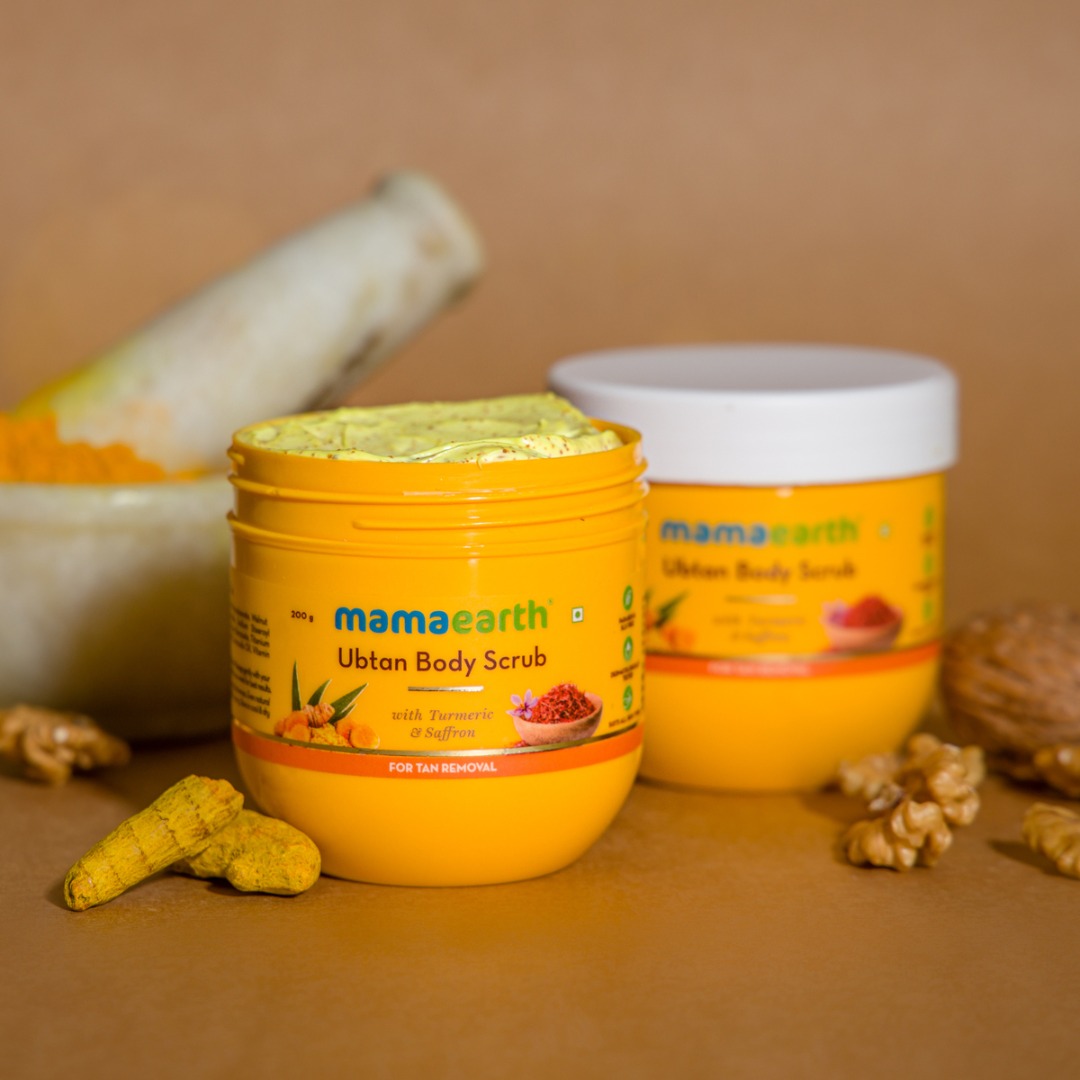 MamaEarth Ubtan Body Scrub with Turmeric & Saffron for Tan Removal